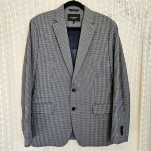Banana Republic Black and White Sport Coat with Notched Lapel Size 40S
